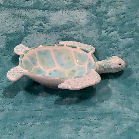 Ceramic SeaTurtle Serve Bowl or Jewelry Dish NWT Coastal Collection 10”X7.5X2.5 - Picture 5 of 14